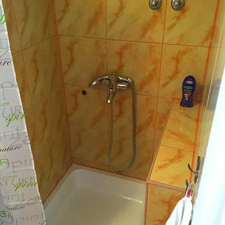 Apartman Ella *